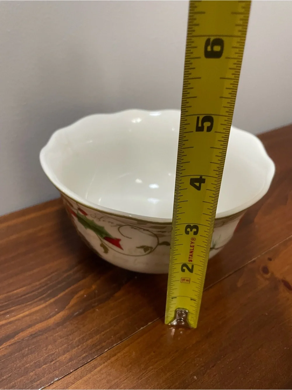 222 Fifth White Porcelain Bowl with Red Cardinal and Gold Scroll